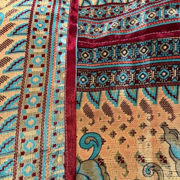 Woman’s size 14-32 Reversible Upcycled Sari Wrap Skirt in Tea / Neutral tones - Picture 6 of 6